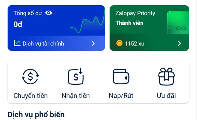 Giao diện ứng dụng tài chính hiển thị số dư, điểm thành viên và các tùy chọn như chuyển tiền, nhận tiền, nạp/rút.