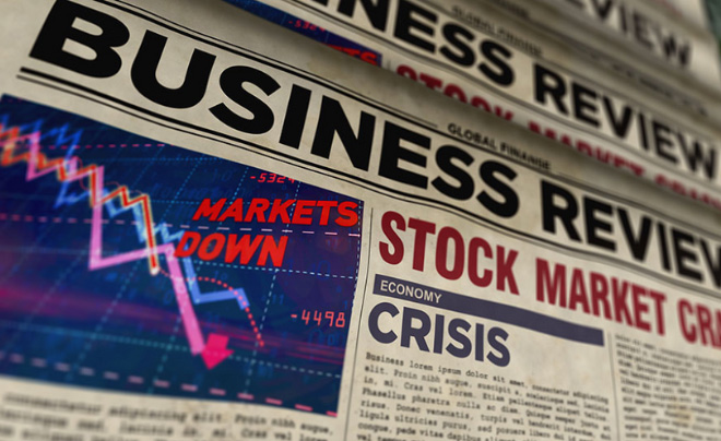 Tiêu đề báo kinh doanh với đồ thị giảm, các từ khóa "Markets Down", "Stock Market Crisis".