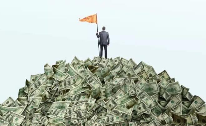 Có tiền nhàn rỗi nên gửi tiết kiệm hay đầu tư