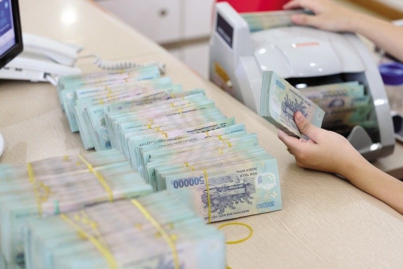 Lai suat tu gui tiet kiem ngan hang thuong kem hap dan