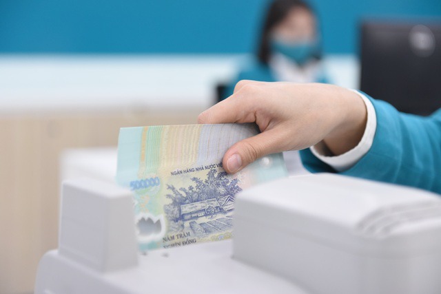 Nhung luu y ban can biet khi gui tien vao ngan hang 1