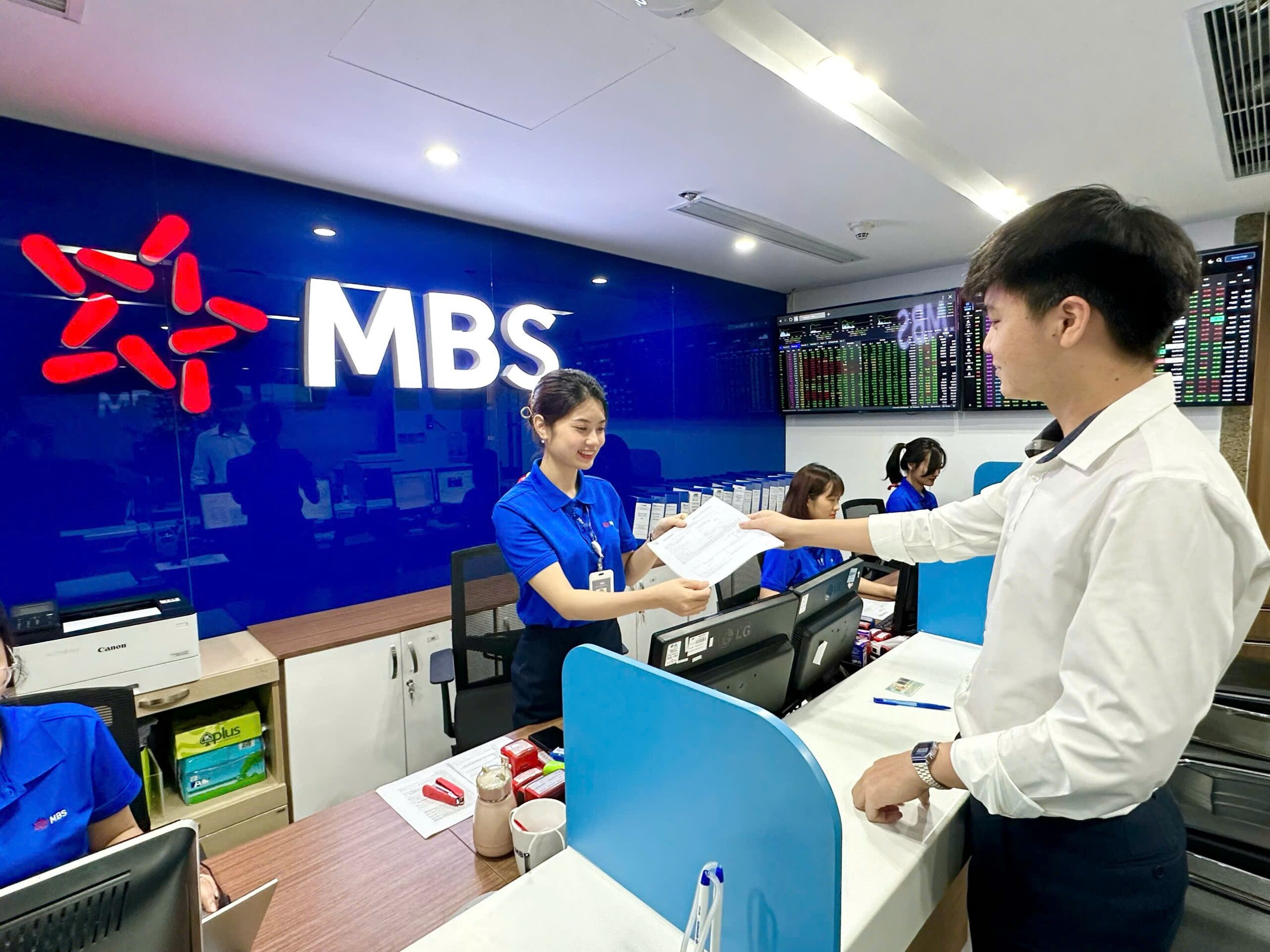 Cong ty chung khoan MB MBS scaled